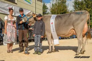 006Juniorchampion BS Calvin Priscilla von Beni Schmid Schpfheim